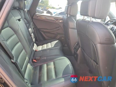Zdjęcie 11 z 13 samochodu: 2019 PORSCHE MACAN S VIN:WP1AB2A59KLB33229 - miniatura