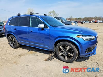 Czwarte zdjęcie samochodu z boku: 2016 VOLVO XC90 T8 VIN:YV4BC0PM3G1086723 - miniatura