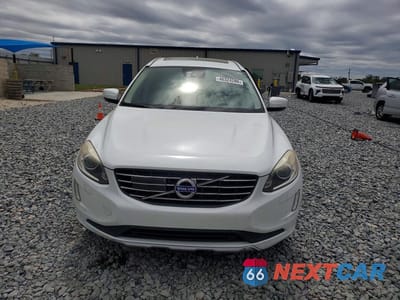 Piąte zdjęcie samochodu w środku: 2017 VOLVO XC60 T5 INSCRIPTION VIN:YV440MDU0H2107942 - miniatura