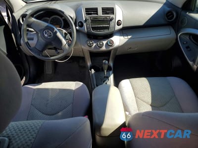 Zdjęcie 8 z 14 samochodu: 2007 TOYOTA RAV4 VIN:JTMBD33V276046037 - miniatura