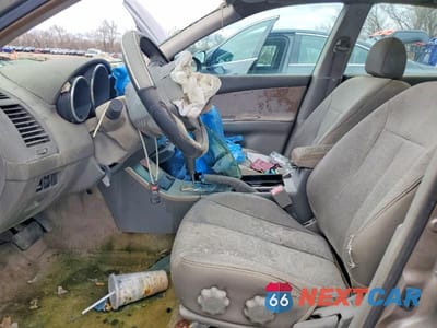 Zdjęcie 7 z 11 samochodu: 2005 NISSAN ALTIMA 2.5 VIN:1N4AL11D15C231049 - miniatura