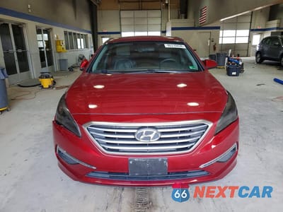 Piąte zdjęcie samochodu w środku: 2015 HYUNDAI SONATA SE VIN:5NPE24AF0FH210782 - miniatura