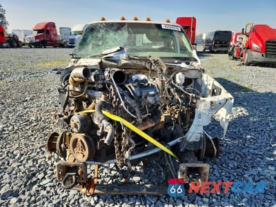 Piąte zdjęcie samochodu w środku: 2005 FORD F350 SUPER DUTY UTILITY / SERVICE TRUCK VIN:1FTWW32P35EC45938 - miniatura