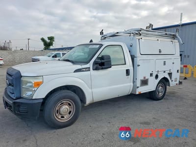 2013 FORD F350 SUPER DUTY 1FDRF3A68DEB92377 - główne zdjęcie licytacji z USA - miniatura