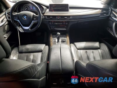 Zdjęcie 8 z 12 samochodu: 2015 BMW X5 XDRIVE50I VIN:5UXKR6C5XF0J79471 - miniatura