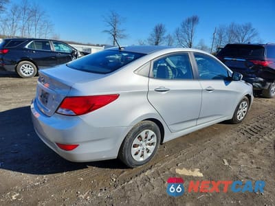 Trzecie zdjęcie samochodu z tyłu: 2016 HYUNDAI ACCENT SE VIN:KMHCT4AE6GU038398 - miniatura