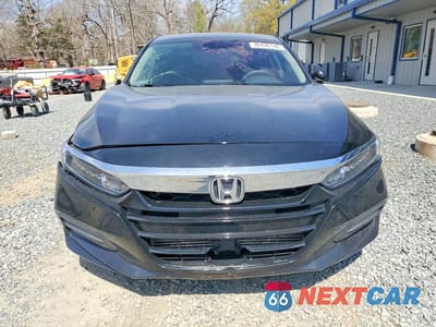 Piąte zdjęcie samochodu w środku: 2020 HONDA ACCORD LX VIN:1HGCV1F14LA002015 - miniatura