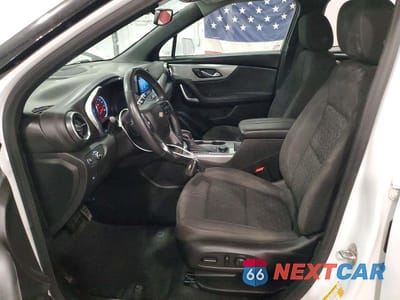 Zdjęcie 7 z 13 samochodu: 2020 CHEVROLET BLAZER 2LT VIN:3GNKBHRS5LS648217 - miniatura