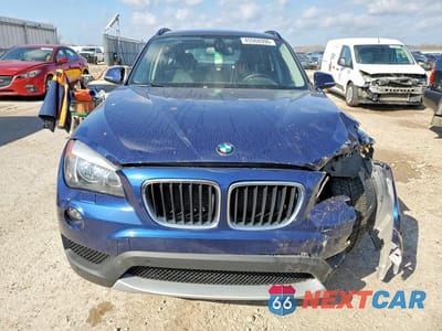 Piąte zdjęcie samochodu w środku: 2014 BMW X1 XDRIVE28I VIN:WBAVL1C57EVY22909 - miniatura
