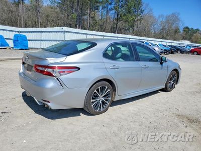 Trzecie zdjęcie samochodu z tyłu: 2018 TOYOTA CAMRY SE VIN:4T1B11HK1JU608536 - miniatura