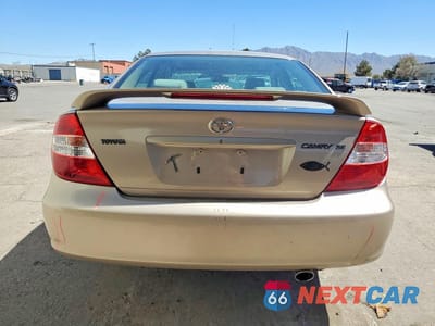 Zdjęcie 6 z 11 samochodu: 2002 TOYOTA CAMRY SE VIN:4T1BE32K12U056322 - miniatura