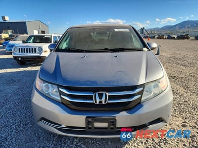 Piąte zdjęcie samochodu w środku: 2016 HONDA ODYSSEY EXL VIN:5FNRL5H66GB094272 - miniatura