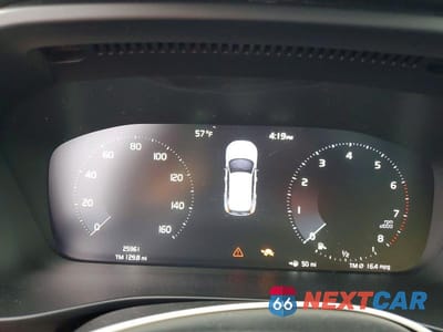 Zdjęcie 9 z 12 samochodu: 2020 VOLVO XC40 VIN:YV4162UK4L2263219 - miniatura