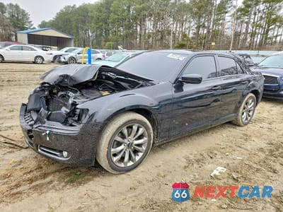 2014 CHRYSLER 300 S 2C3CCAGGXEH383725 - główne zdjęcie licytacji z USA - miniatura