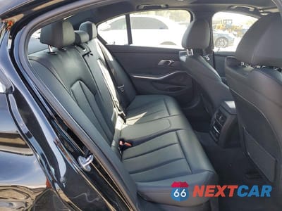 Zdjęcie 10 z 12 samochodu: 2019 BMW 330I VIN:WBA5R1C53KAK10451 - miniatura