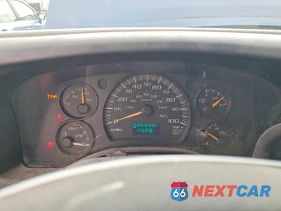 Zdjęcie 9 z 13 samochodu: 2004 CHEVROLET EXPRESS G1500 VIN:1GNFG15T741206387 - miniatura