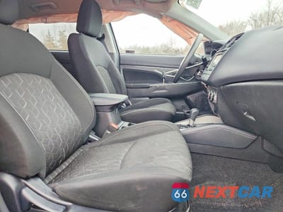 Zdjęcie 7 z 12 samochodu: 2024 MITSUBISHI OUTLANDER SPORT VIN:JA4ARUAU2RU010693 - miniatura