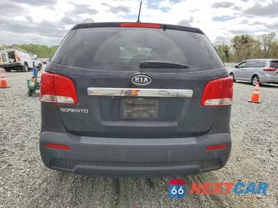 Zdjęcie 6 z 13 samochodu: 2013 KIA SORENTO LX VIN:5XYKT4A68DG383700 - miniatura