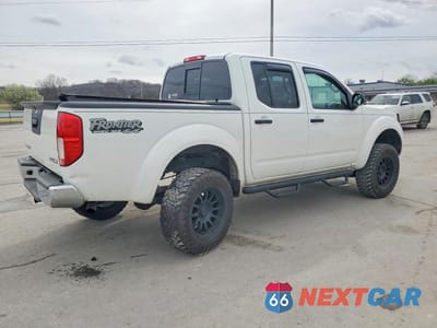 Trzecie zdjęcie samochodu z tyłu: 2015 NISS FRONTIER SV VIN:1N6AD0EV8FN740157 - miniatura