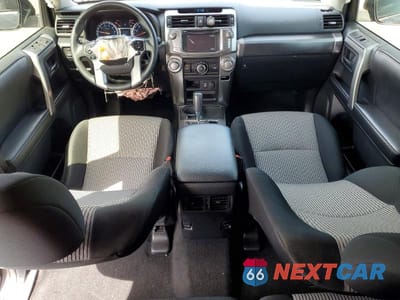 Zdjęcie 8 z 13 samochodu: 2014 TOYOTA 4RUNNER SR5 VIN:JTEZU5JR4E5064599 - miniatura