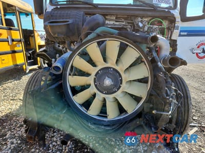 Zdjęcie 7 z 10 samochodu: 2024 VOLVO VNR SEMI TRUCK VIN:4V4WC9EG4RN634489 - miniatura