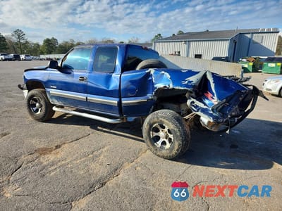 Drugie zdjęcie samochodu z przodu: 2000 CHEVROLET SILVERADO K1500 VIN:2GCEK19TXY1236769 - miniatura