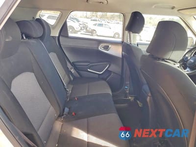 Zdjęcie 10 z 12 samochodu: 2020 KIA SOUL LX VIN:KNDJ23AU1L7045753 - miniatura