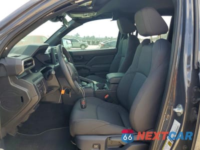 Zdjęcie 7 z 11 samochodu: 2024 TOYOTA TACOMA SR VIN:3TYKD5HN9RT012799 - miniatura