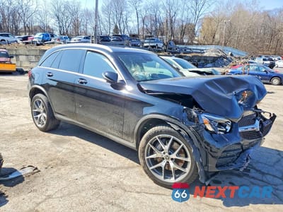 Czwarte zdjęcie samochodu z boku: 2022 MERCEDES-BENZ GLC 300 4MATIC VIN:W1N0G8EBXNG119248 - miniatura