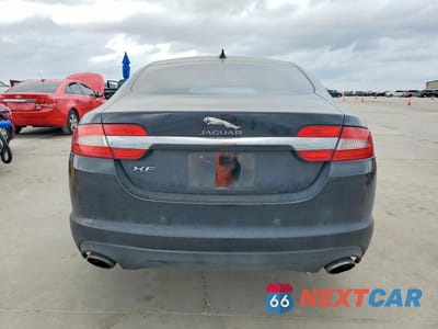 Zdjęcie 6 z 11 samochodu: 2014 JAGUAR XF VIN:SAJWA0ES1EPU16365 - miniatura