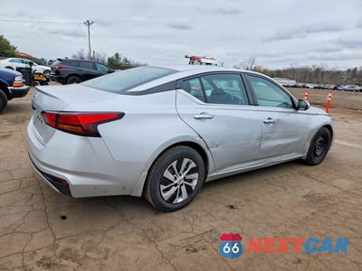 Trzecie zdjęcie samochodu z tyłu: 2021 NISSAN ALTIMA 2.5 S VIN:1N4BL4BVXMN302488 - miniatura