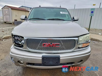 Piąte zdjęcie samochodu w środku: 2004 GMC YUKON DENALI VIN:1GKEK63U24J240317 - miniatura