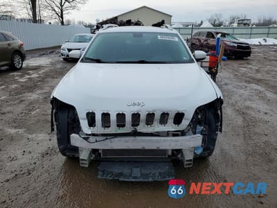 Piąte zdjęcie samochodu w środku: 2019 JEEP CHEROKEE LATITUDE PLUS VIN:1C4PJMLB2KD191464 - miniatura