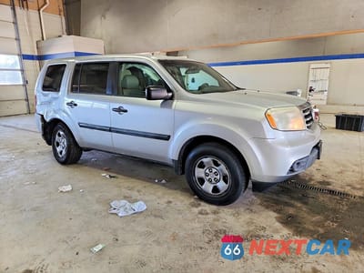 Czwarte zdjęcie samochodu z boku: 2013 HONDA PILOT LX VIN:5FNYF3H26DB033777 - miniatura
