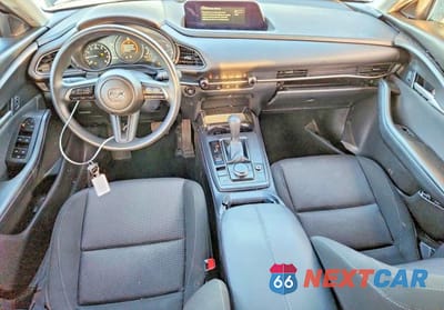 Zdjęcie 8 z 13 samochodu: 2024 MAZDA CX-30 VIN:3MVDMBAM2RM692631 - miniatura