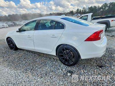 Drugie zdjęcie samochodu z przodu: 2016 VOLVO S60 PREMIER VIN:LYV402FKXGB095220 - miniatura