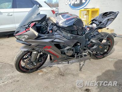 Trzecie zdjęcie samochodu z tyłu: 2023 KAWASAKI ZX636 K VIN:JKBZXJH14PA016573 - miniatura