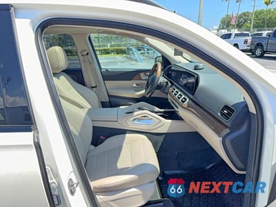 Piąte zdjęcie samochodu w środku: 2020 MERCEDES-BENZ GLE 450 4MATIC VIN:4JGFB5KB3LA219691 - miniatura