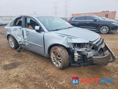 Czwarte zdjęcie samochodu z boku: 2006 VOLVO S40 2.4I VIN:YV1MS390262207352 - miniatura