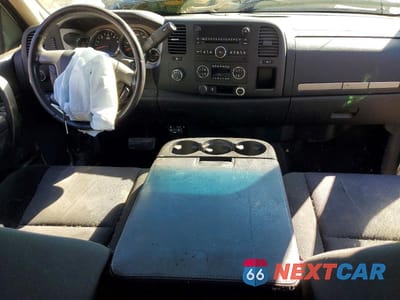 Zdjęcie 8 z 11 samochodu: 2011 GMC SIERRA K1500 SLE VIN:1GTR2VE39BZ172396 - miniatura