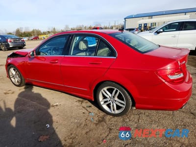 Drugie zdjęcie samochodu z przodu: 2014 MERCEDES-BENZ C 300 4MATIC VIN:WDDGF8AB0ER307091 - miniatura