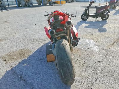 Czwarte zdjęcie samochodu z boku: 2024 DUCATI PANIGALE V4S VIN:ZDMDAGWW1RB009170 - miniatura