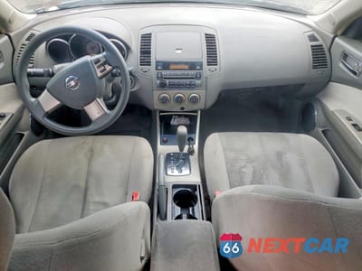 Zdjęcie 8 z 12 samochodu: 2005 NISSAN ALTIMA VIN:1N4AL11D25N926760 - miniatura