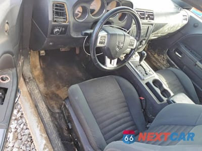 Zdjęcie 8 z 13 samochodu: 2012 DODGE CHALLENGER SXT VIN:2C3CDYAG5CH144613 - miniatura