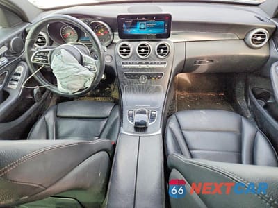 Zdjęcie 8 z 13 samochodu: 2020 MERCEDES-BENZ C 300 4MATIC VIN:55SWF8EB1LU323110 - miniatura