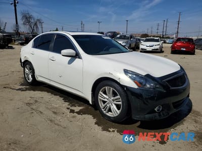 Czwarte zdjęcie samochodu z boku: 2013 INFINITI G37 SEDAN JOURNEY VIN:JN1CV6AP0DM715066 - miniatura