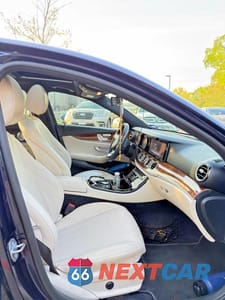 Piąte zdjęcie samochodu w środku: 2018 MERCEDES-BENZ E 300 VIN:WDDZF4JB2JA338952 - miniatura