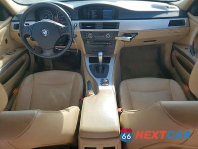 Zdjęcie 8 z 12 samochodu: 2011 BMW 328 I VIN:WBAPH7C54BE850109 - miniatura