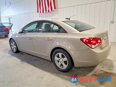 Drugie zdjęcie samochodu z przodu: 2016 CHEVROLET CRUZE VIN:1G1PE5SB3G7185506 - miniatura
