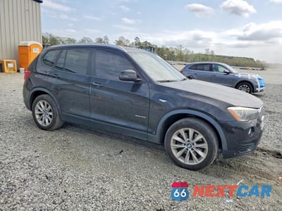 Czwarte zdjęcie samochodu z boku: 2017 BMW X3 SDRIVE28I VIN:5UXWZ7C56H0V86178 - miniatura